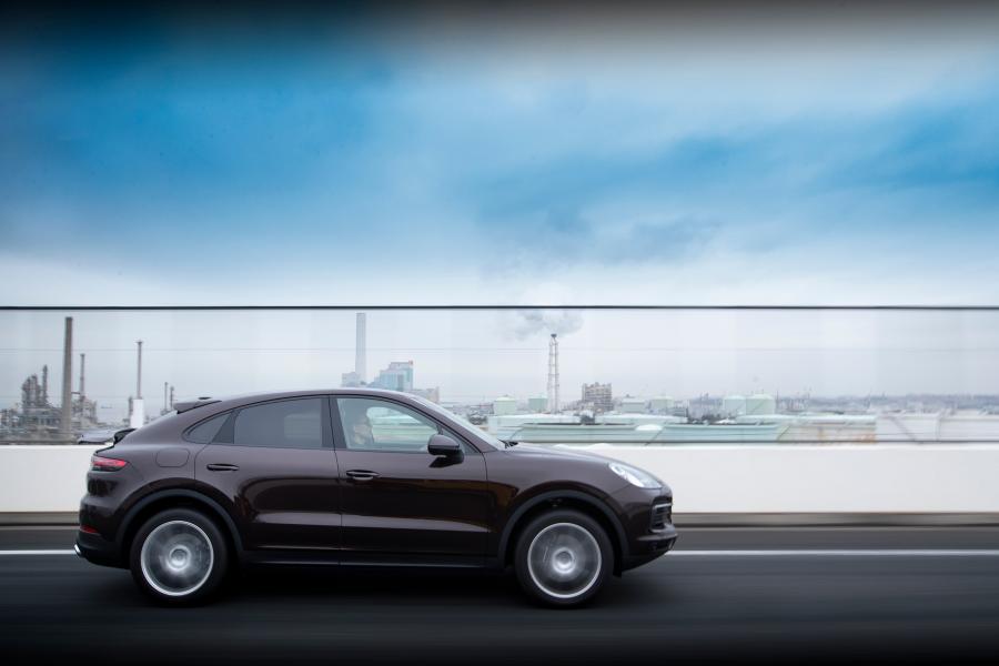  Porsche Cayenne Coupe 2020 года  (JP) (фото 15 из 21)
